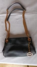 Borsa Micheal Kors in Pelle con Catena Dorata