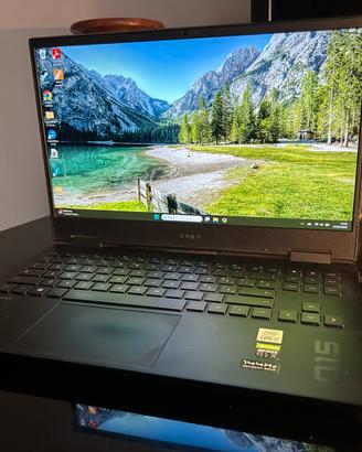 Laptop gaming - HP Omen 15 - RTX 2060