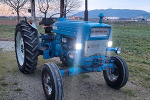 Trattore Ford 5000