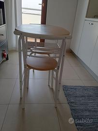 Tavolino snack con sedie