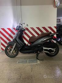 Beverly 500 cruiser 2011