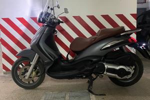 Beverly 500 cruiser 2011