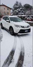 Toyota Rav4 2015 white edition
