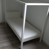 Letto bambino ikea a baldacchino