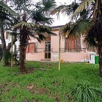 PORTO VIRO: casa accostata da ristrutturare