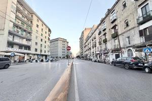 5 LOCALI A NAPOLI