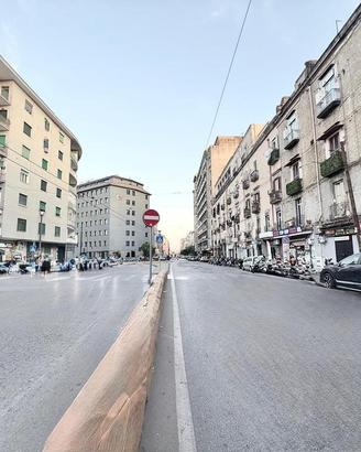 5 LOCALI A NAPOLI