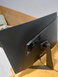monitor curvo MSI G27C5 E2.  