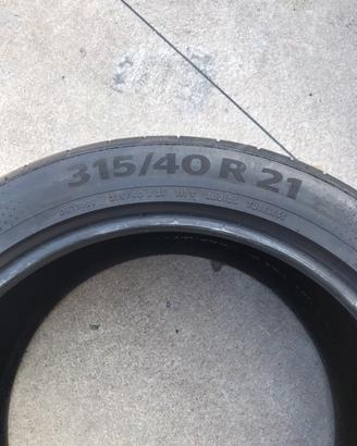 4 gomme usate 2(315/40R21 111T)2(275/45ZR21 110Y)