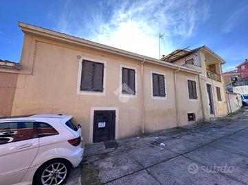 CASA INDIPENDENTE A OSSI