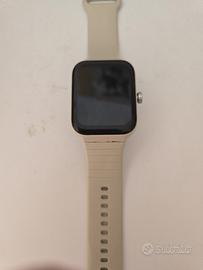 Smartwatch stile Apple Watch con caricatore
