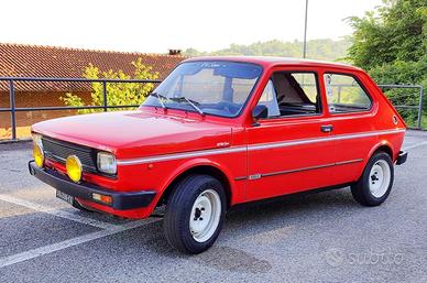 Fiat 127 L - anno 1979 - rosso corallo - old schoo