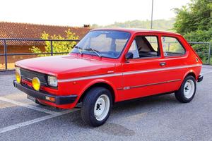 Fiat 127 L - anno 1979 - rosso corallo - old schoo