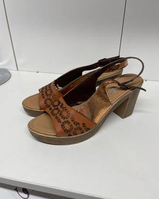 Sandalo con tacco comodo n 37 colore oro rosa