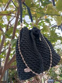 borsa tipo veneta all' uncinetto 