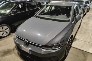 Volkswagen Golf 1.0 eTSI EVO DSG COMFORTLINE SENSO