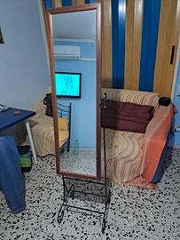 specchio da camera .