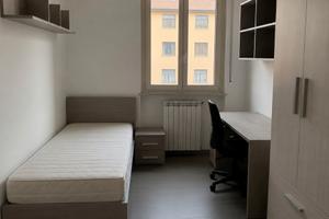 Stanza singola in zona vavile
