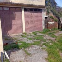 Garage doppia entrata