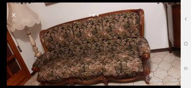 divano più  poltrona 