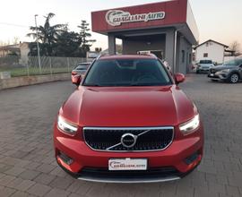 Volvo XC40 D3 AWD Geartronic Business Plus AUTOCAR