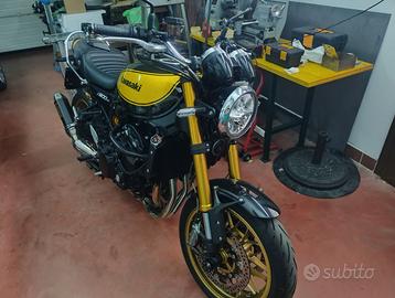 Moto Kawasaki 900RS SE