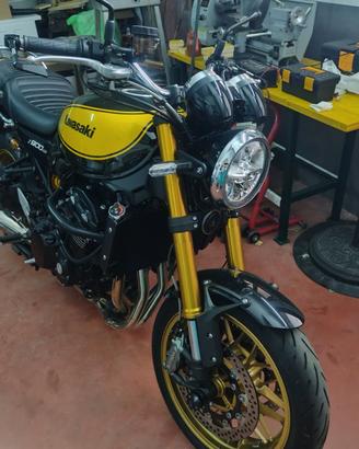 Moto Kawasaki 900RS SE