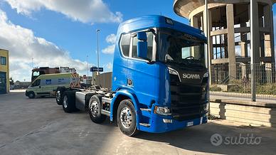 Scania motrice R 520 telaio 8x2 Intarder MOTORE 8V