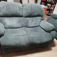 divano 2 posti reclinabile