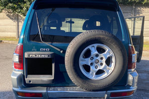 mitsubishi payero