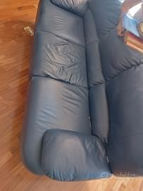 DIVANO  IN PELLE DA 3 POSTI