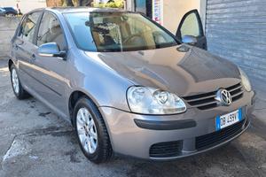 Vw Golf 5 Tdi 1.9    6 marce