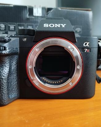 Sony A7 R III