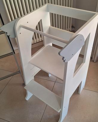 Torre montessoriana sgabello bambino