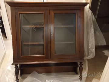 Credenza in arte povera noce scuro