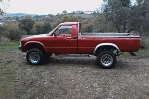 Autocarro d'epoca Toyota Hilux 