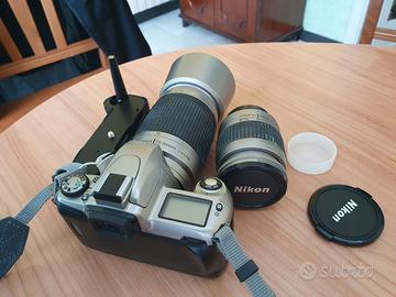 Fotocamera Nikon f65 con 2 obiettivi