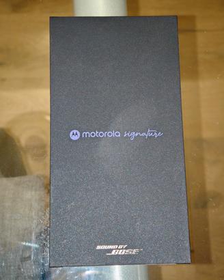 Motorola Signature 16 512gb imballato