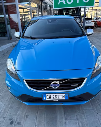 Volvo V40 D2 1.6 R-design Kinetic