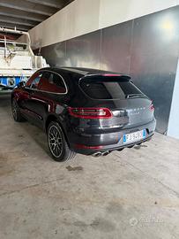 Porsche Macan S