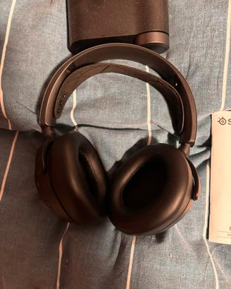 Cuffie Steelseries Arctic nova pro wireless