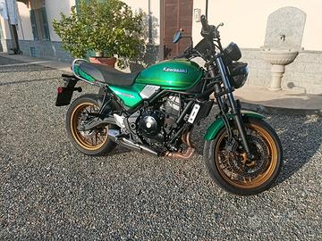 moto Kawasaki z 650 rs