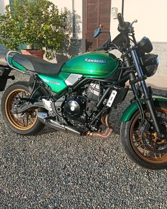 moto Kawasaki z 650 rs