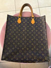 Louis Vuitton - Sac Plat