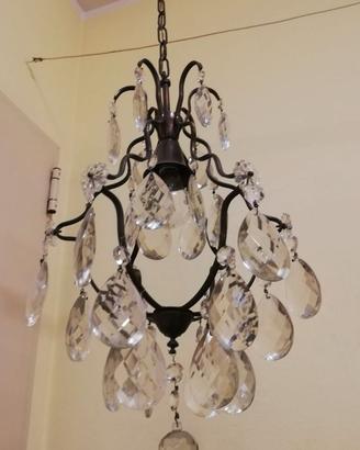 Lampadario anni 60 in metallo e gocce di vetro