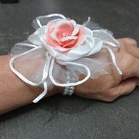 corsage cerimonie. bracciale 