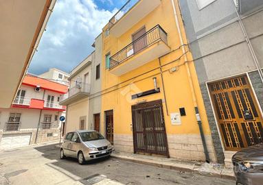 CASA INDIPENDENTE A CANOSA DI PUGLIA