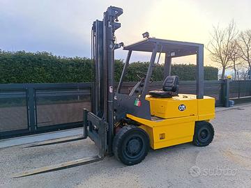 Carrello elevatore OM DI40C a gasolio