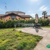 VILLA SINGOLA IN CENTRO