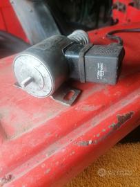 motorino eletrico chiudura aria caldaia sanza